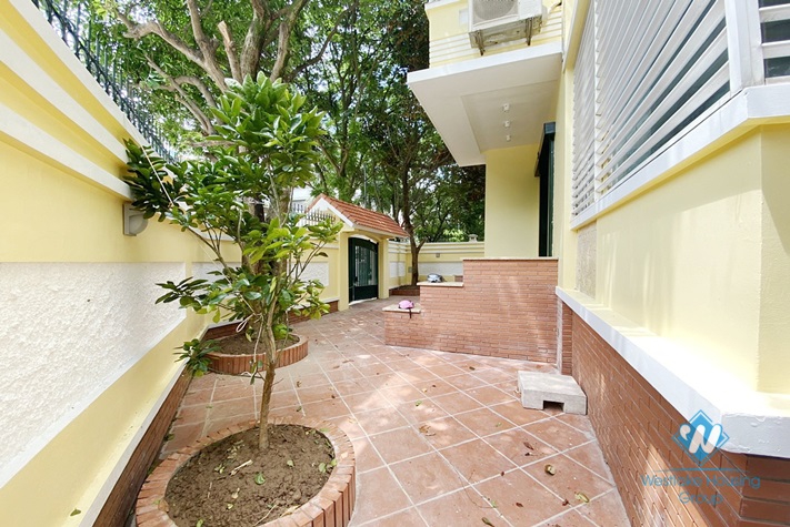 A newly-renovated villa for rent  in Vuon Dao Compound