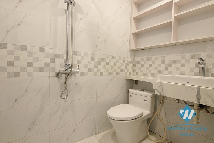 Brand new one bedroom apartment for rent in Hoang Hoa Tham, Ba Dinh