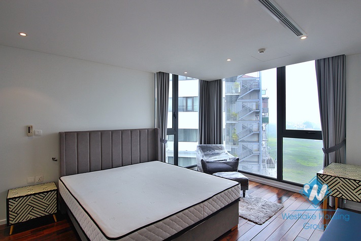 Bright and Morden 2 Bedrooms Apartments for rent in Xuan Dieu st, Tay Ho district.