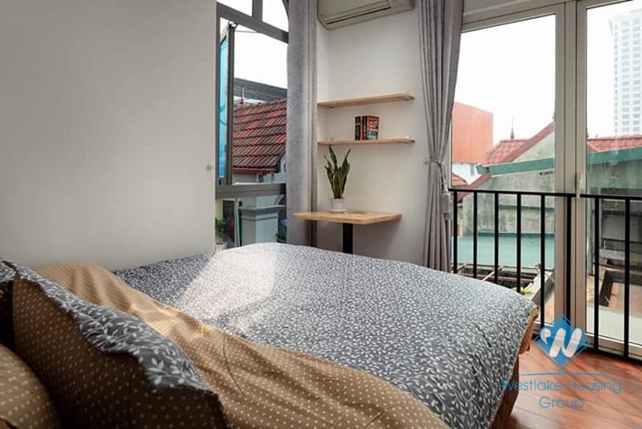 A lovely two bedrooms apartment for rent in Au Co, Tay Ho