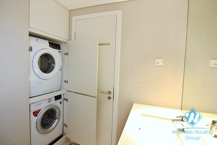 Morden one bedroom aparment for lease in To Ngoc Van, Tay Ho 
