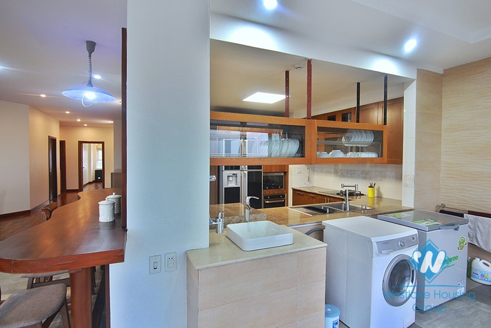 High quality class apartment for rent in Tay Ho, hanoi