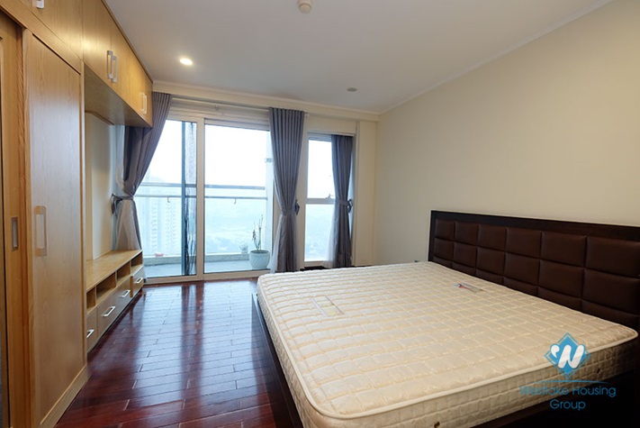 A luxury, spacious 4 bedroom apartment for rent in Ciputra L Tower