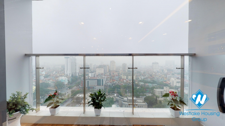 A beautiful and spacious 3 bedroom apartment for rent in Vinhomes Metropolis
