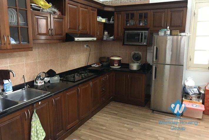 An unfurnished local house for rent on Nghi Tam street, Tay Ho District
