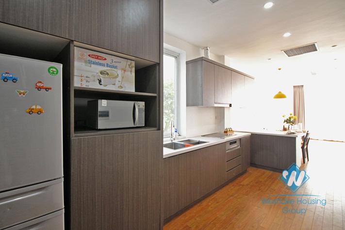 Lakeside apartment for rent in Tay Ho, Hanoi