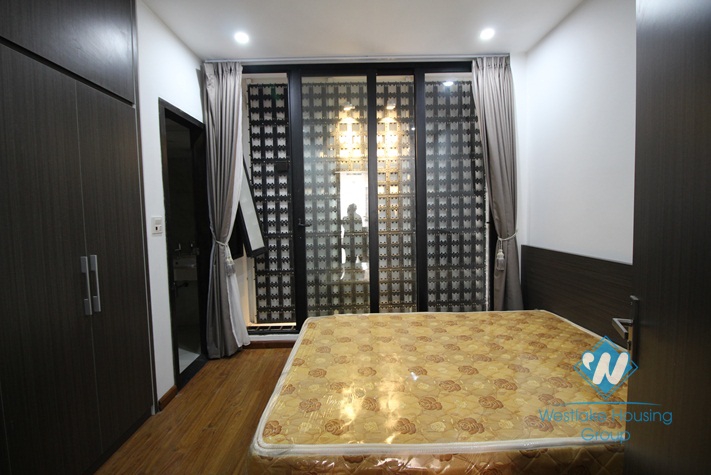Lakeside apartment for rent in Tay Ho, Hanoi