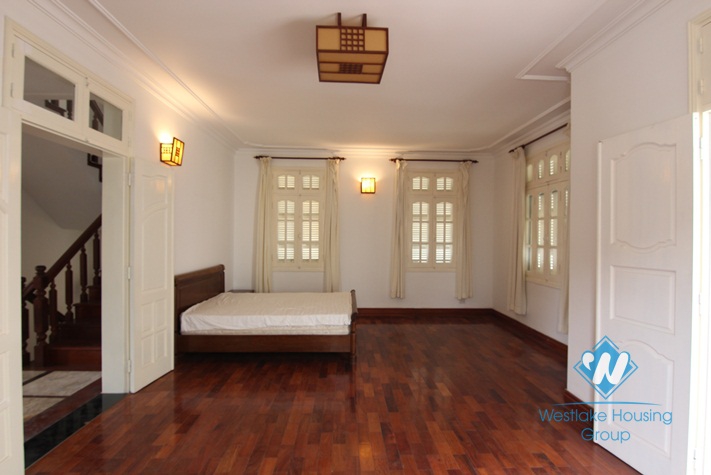Four beds house for rent in To Ngoc Van alley, Tay Ho, Hanoi