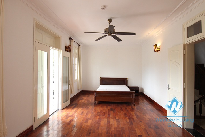 Four beds house for rent in To Ngoc Van alley, Tay Ho, Hanoi