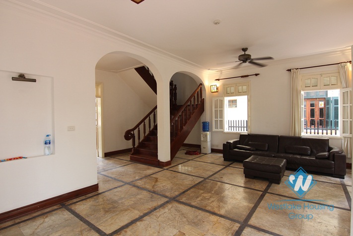 Four beds house for rent in To Ngoc Van alley, Tay Ho, Hanoi