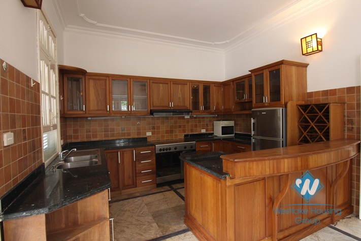 Four beds house for rent in To Ngoc Van alley, Tay Ho, Hanoi