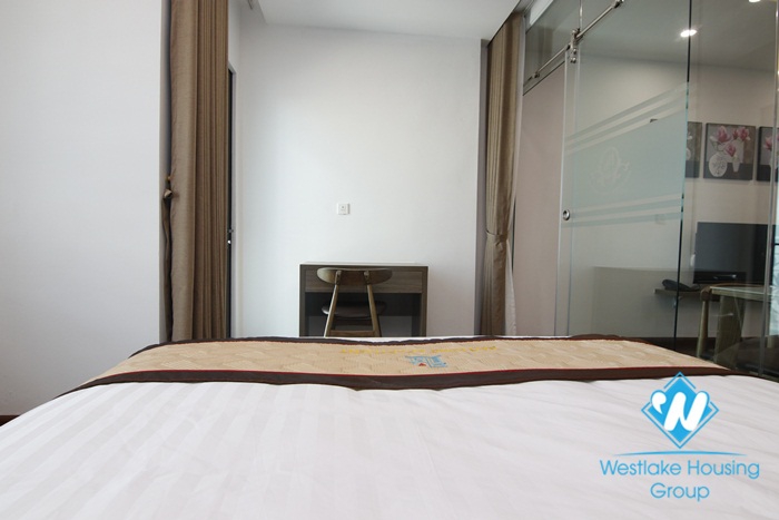 An elegant 1 bedroom apartment for rent in Cau Giay District