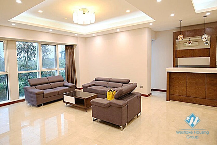 A beautiful, bright 4 bedroom apartment for rent in Ciputra