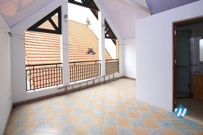 Swimming pool house for rent in Tay Ho, Hanoi
