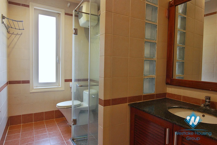 Super nice and huge villa/house in Dang Thai Mai area for rent 