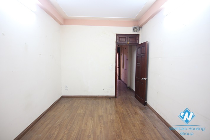 Unfurnished house for rent in Dang Thai Mai street, Tay Ho, Hanoi