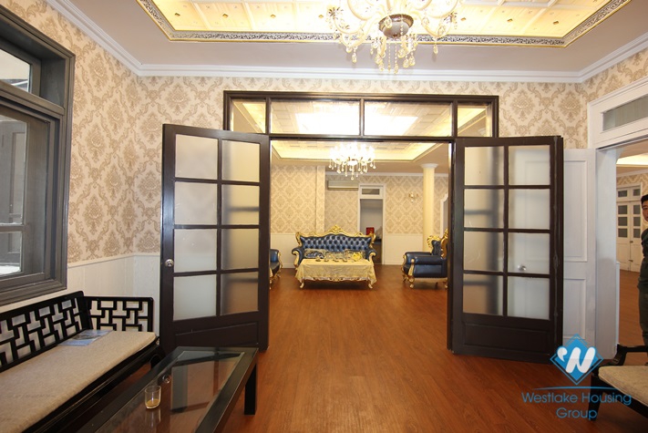 Spacious detached villa to rent in Tay Ho diplomats' compound