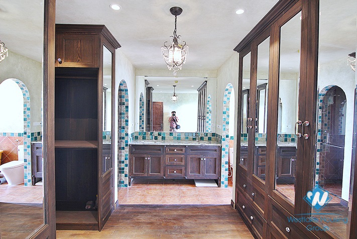 A Elegant and Modern 03 Bedrooms Duplex with lakeview for rent in Dang Thai Mai st, Tay Ho area.