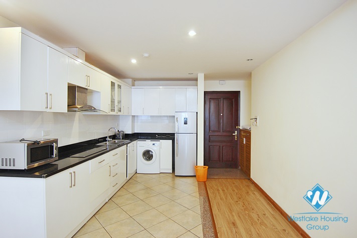 Nice apartment for rent in Tay Ho district , Ha Noi 