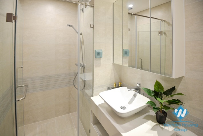 A cozy apartment for rent in Vinhome Metropolis, Lieu Giai, Ba Dinh