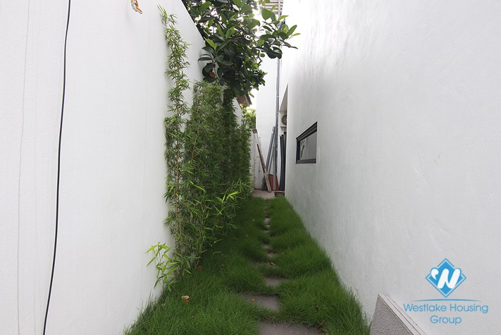 Gorgeous house with 4 bedrooms for rent in Tay Ho District 