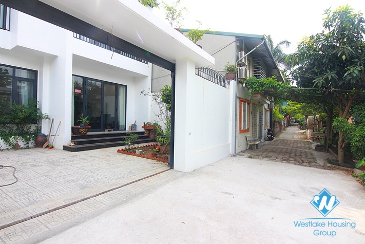 Gorgeous house with 4 bedrooms for rent in Tay Ho District 