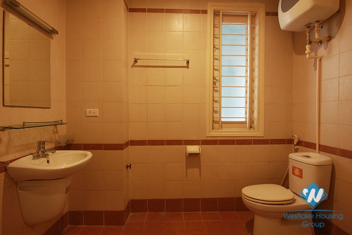 Super nice and huge villa/house in Dang Thai Mai area for rent 