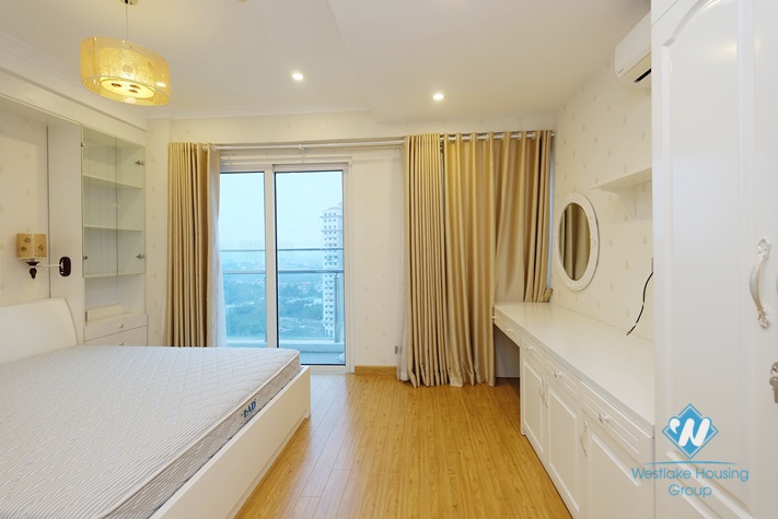 Elegant 154sqm 3 bedroom apartment for rent in Ciputra, Hanoi