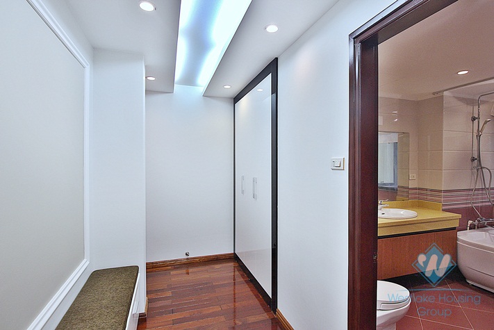 Good-quality nice spacious apartment for rent in Yen Phu village 