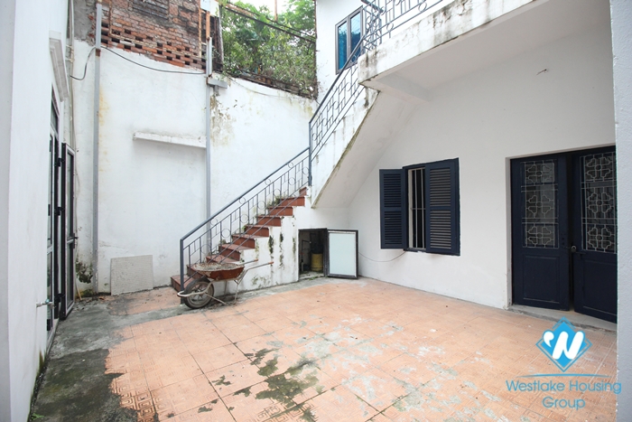 Villa for rent in Hoan Kiem is suitable for living, business or office