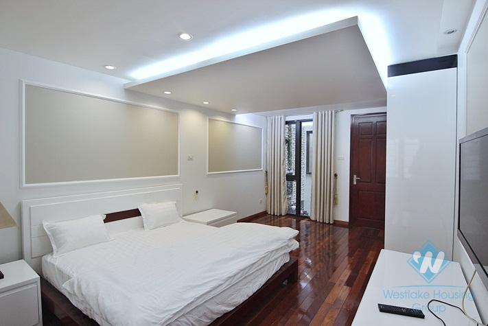 Good-quality nice spacious apartment for rent in Yen Phu village 