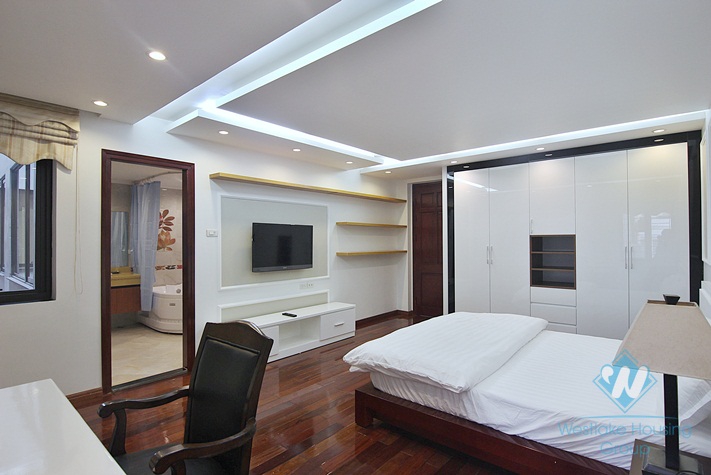 Good-quality nice spacious apartment for rent in Yen Phu village 