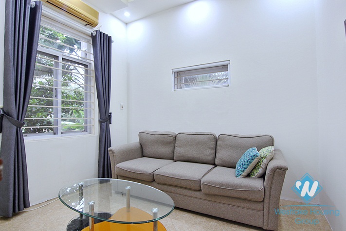 A good deal for 3 bedroom  house in Xuan dieu, Tay ho, Ha noi