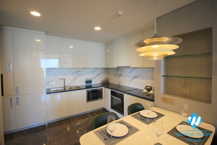 A Luxury High-End 3 bedrooms apartment for rent on Doi Can