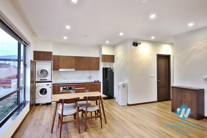 A beautiful 2 bedroom apartment with high quality furnitures in Dang thai mai, Tay ho, Ha noi