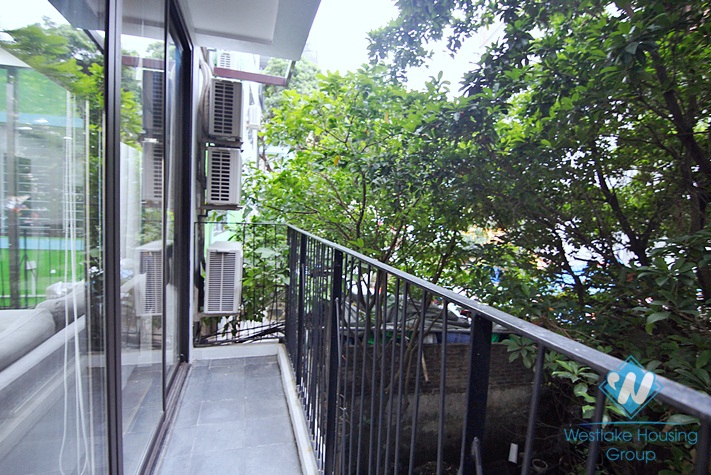 A beautiful 2 bedroom apartment with high quality furnitures in Dang thai mai, Tay ho