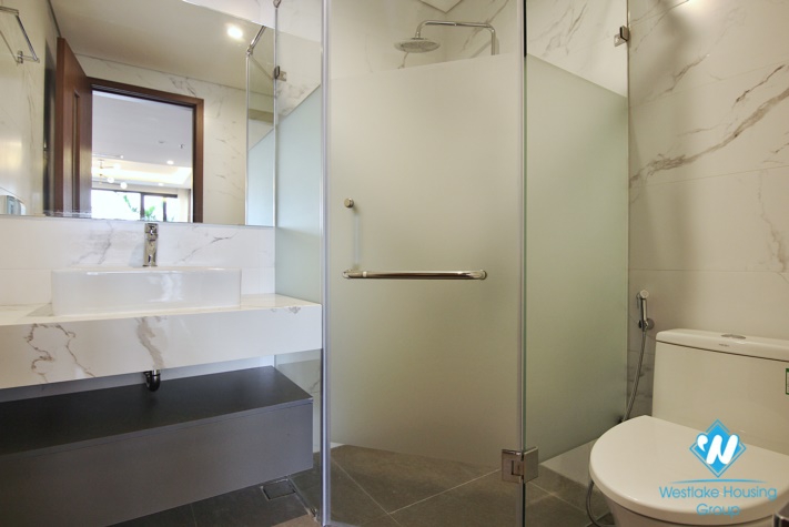 Brand - new spacious  and modern  1 Bedroom Apartment for rent 