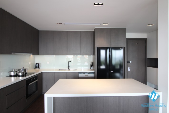 Newly- high end 3 bedroom apartment for rent in Tay Ho