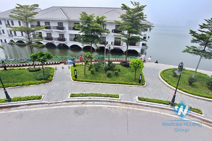 A nice 4 bedroom house next to the lake in Tay ho, Ha noi