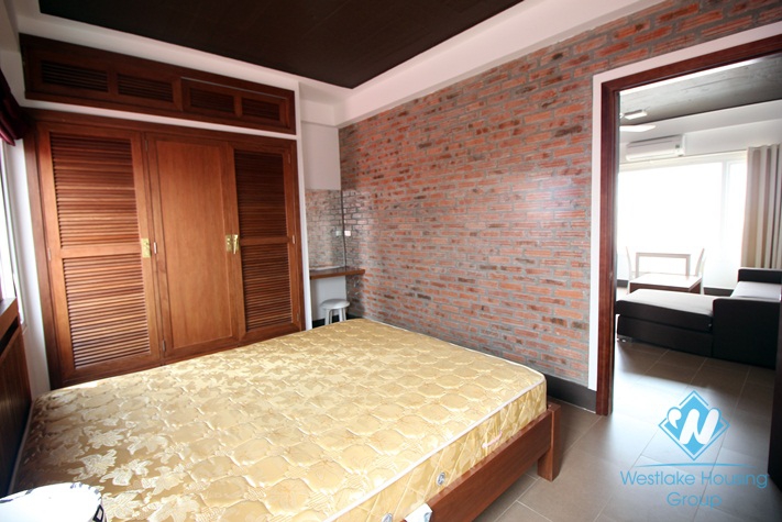 A cheap and spacious 1 bedroom apartment in Tay ho, Ha noi