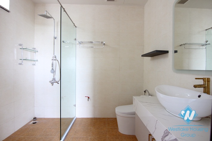 A brand new and spacious 3 bedroom apartment for rent in Tay ho, Ha noi