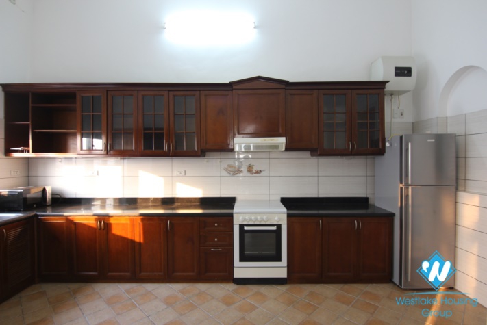 Spacious 3 bedroom apartment available for rent on Xuan Dieu street, Tay Ho, Hanoi.