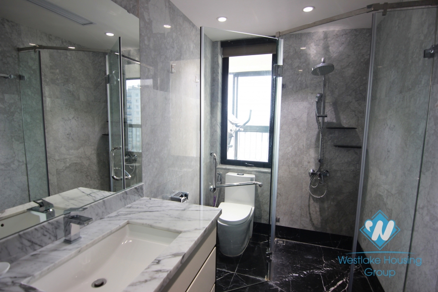 A brillian 3 bedroom apartment for rent in Hoan Kiem
