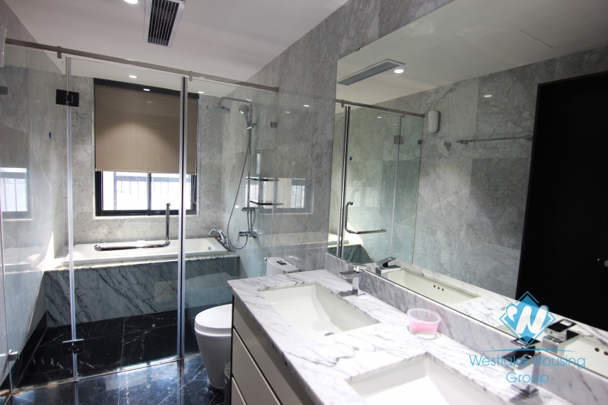 A brillian 3 bedroom apartment for rent in Hoan Kiem