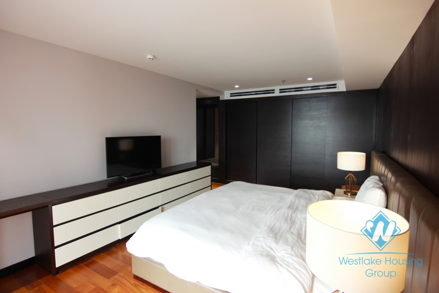 A brillian 3 bedroom apartment for rent in Hoan Kiem