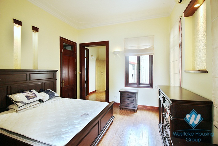 Lake view house with 5 bedrooms in Tay Ho