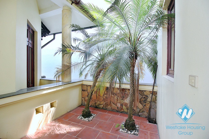 Lake view house with 5 bedrooms in Tay Ho