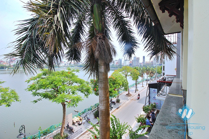 Lake view house with 5 bedrooms in Tay Ho