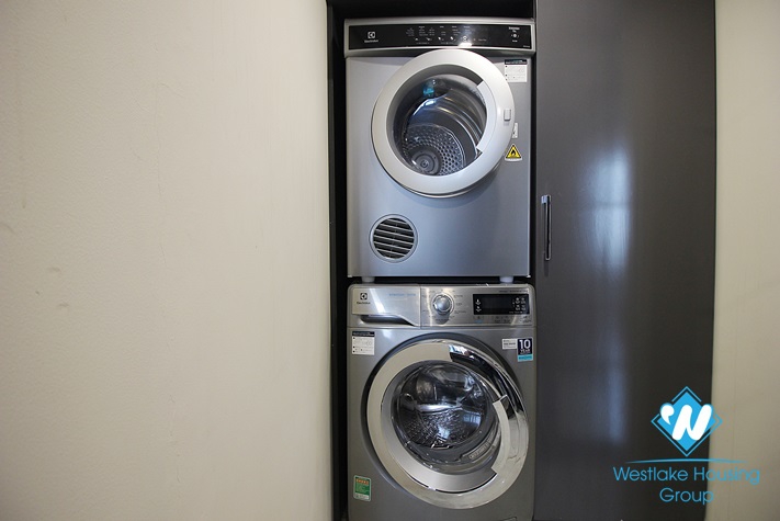 A splendid 3 bedroom apartment for rent on Pentstudio, Lac Long Quan street