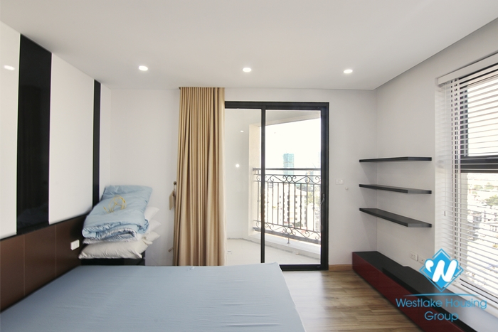 Bright and airy corner apartment for rent in D'. Le Roi Soleil, Xuan Dieu street